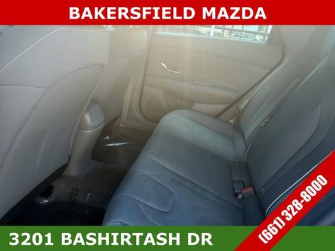 Used 2023 Hyundai Elantra SEL w/ Convenience Package image 23