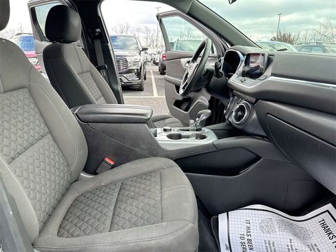Used 2021 Chevrolet Blazer LT image 21