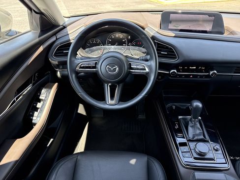 Used 2023 MAZDA CX-30 AWD 2.5 S w/ Premium Package image 12