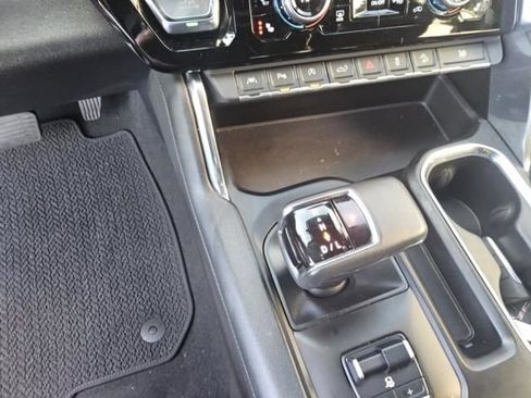 Used 2022 GMC Sierra 1500 Denali image 4