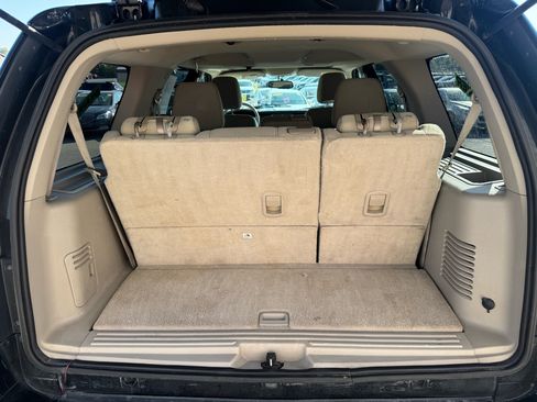 Used 2012 Ford Expedition XLT image 9