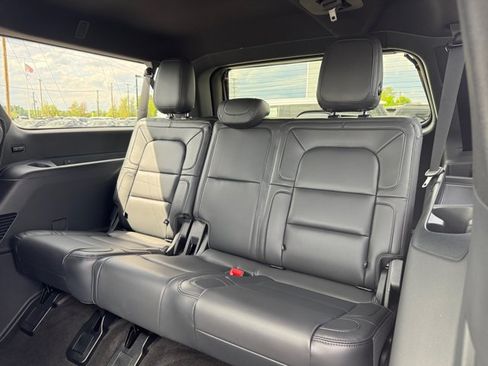 Used 2024 Lincoln Navigator L Reserve AWD/4WD image 31