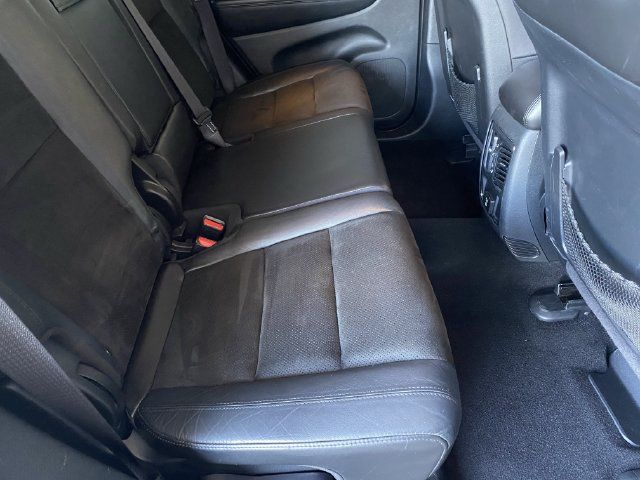 Used 2021 Jeep Grand Cherokee Laredo X AWD/4WD image 12