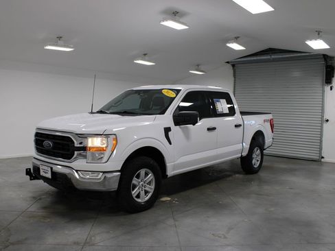 Used 2022 Ford F150 XLT w/ Equipment Group 301A Mid image 4