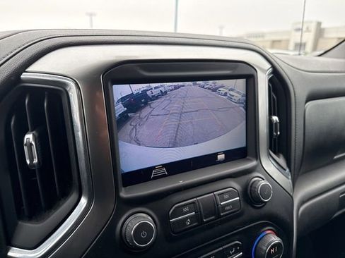 Used 2021 Chevrolet Silverado 1500 LT image 32