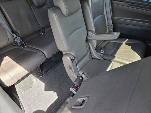 Used 2019 Honda Odyssey EX-L image 5