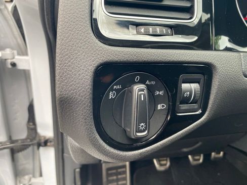 Used 2018 Volkswagen GTI S FWD image 18