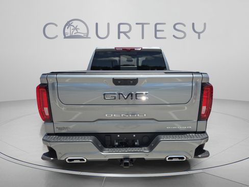 Used 2026 GMC Sierra 1500 Denali Ultimate AWD/4WD image 4