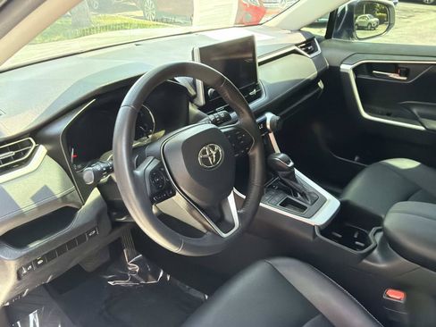 Used 2023 Toyota RAV4 XLE Premium FWD image 31