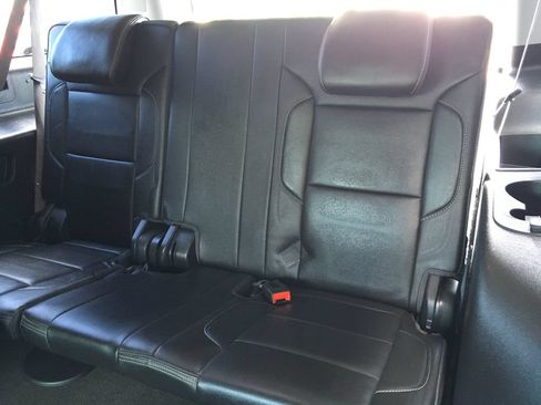 Used 2017 GMC Yukon XL Denali w/ Open Road Package AWD/4WD image 27