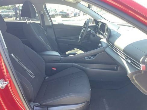 Used 2023 Hyundai Elantra SEL w/ Cargo Package FWD image 26