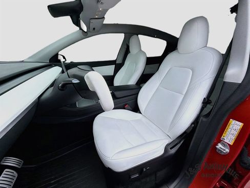 Used 2021 Tesla Model Y Performance AWD/4WD image 11