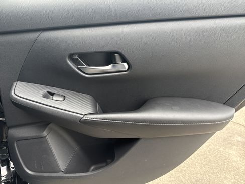 Used 2022 Nissan Sentra SV image 16