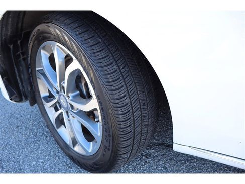 Used 2015 Mercedes-Benz C 300 4MATIC Sedan image 47