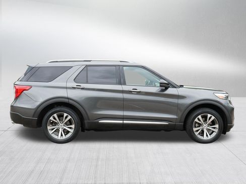 Used 2020 Ford Explorer Platinum w/ Premium Technology Package AWD/4WD image 8