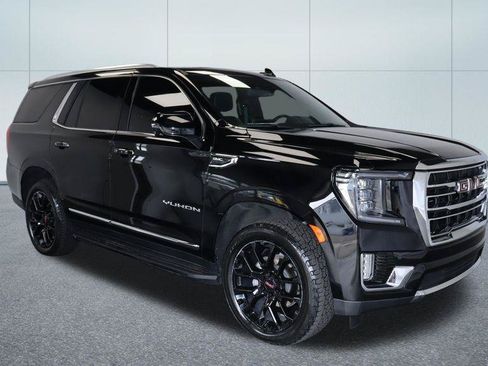 Used 2022 GMC Yukon SLT w/ SLT Luxury Package AWD/4WD image 10