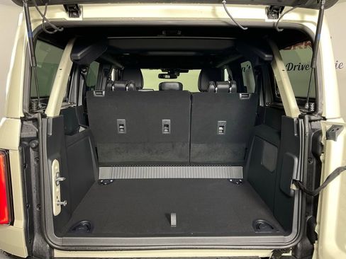 New 2026 Ford Bronco Outer Banks image 11