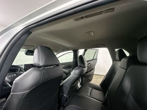 Used 2023 Toyota Corolla Cross XLE FWD image 13