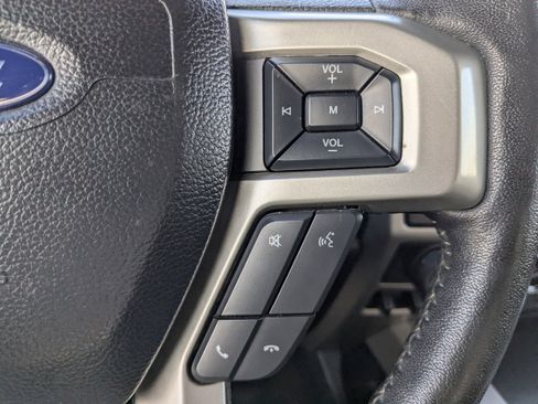 Used 2020 Ford F150 Lariat w/ Equipment Group 502A Luxury image 27