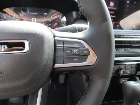 New 2026 Jeep Compass Latitude image 19