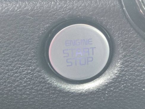 Used 2025 Kia Carnival SX Prestige FWD image 35