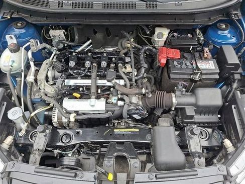 Used 2022 Nissan Kicks SV image 27