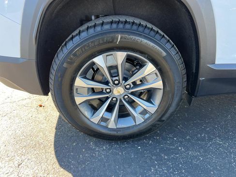 New 2026 Chevrolet Equinox LT image 9