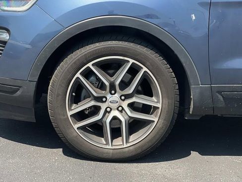Certified 2019 Ford Explorer Sport w/ Equipment Group 401A AWD/4WD image 3