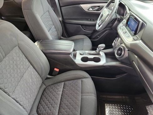 Used 2021 Chevrolet Blazer LT image 19