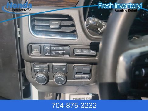 Used 2023 Chevrolet Tahoe Premier w/ Premium Package AWD/4WD image 24