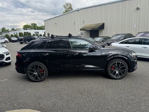 Used 2023 Audi Q8 Prestige w/ Prestige Package AWD/4WD image 4