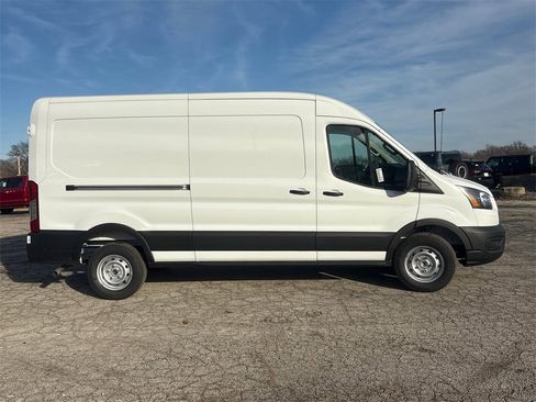 New 2026 Ford Transit 250 148 Medium Roof image 7