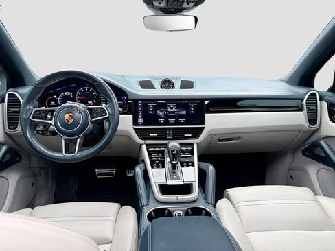Used 2019 Porsche Cayenne S image 24