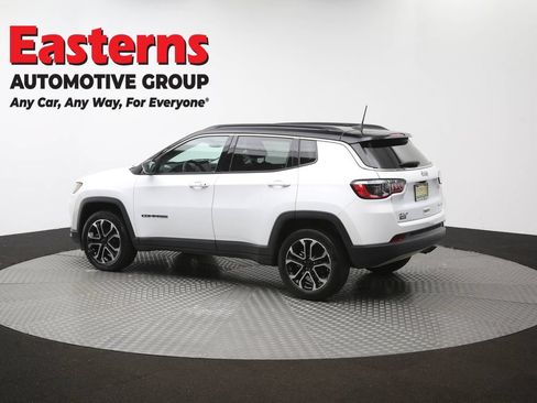 Used 2022 Jeep Compass Limited w/ Sun and Sound Group AWD/4WD image 62
