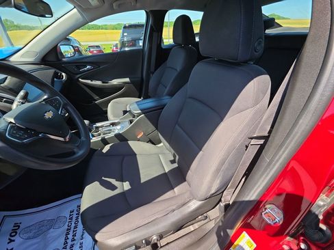 Used 2023 Chevrolet Malibu LT FWD image 11