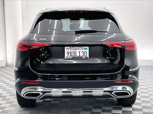 Used 2026 Mercedes-Benz GLC 300 image 3