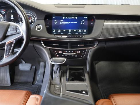 Used 2017 Cadillac CT6 Luxury AWD/4WD image 18