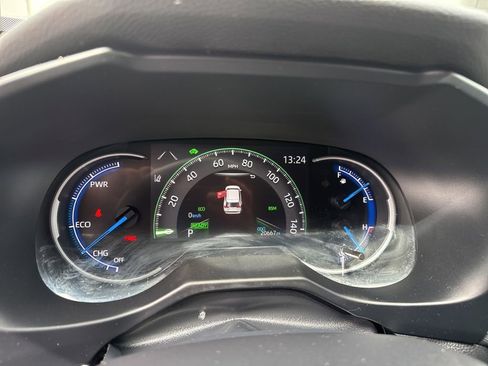 Used 2021 Toyota RAV4 XSE image 6