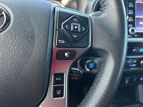 Used 2020 Toyota Tacoma Limited AWD/4WD image 20