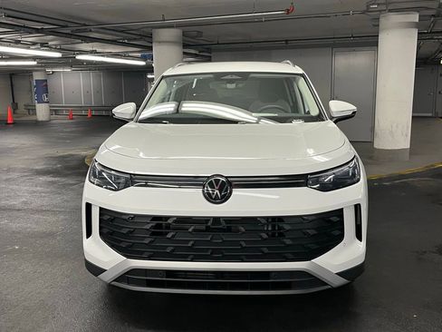 New 2025 Volkswagen Tiguan S image 31