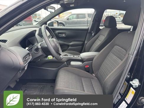 Used 2024 Honda HR-V Sport image 16