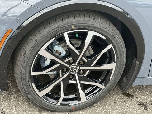 New 2026 Toyota Prius Plug-In Hybrid image 10