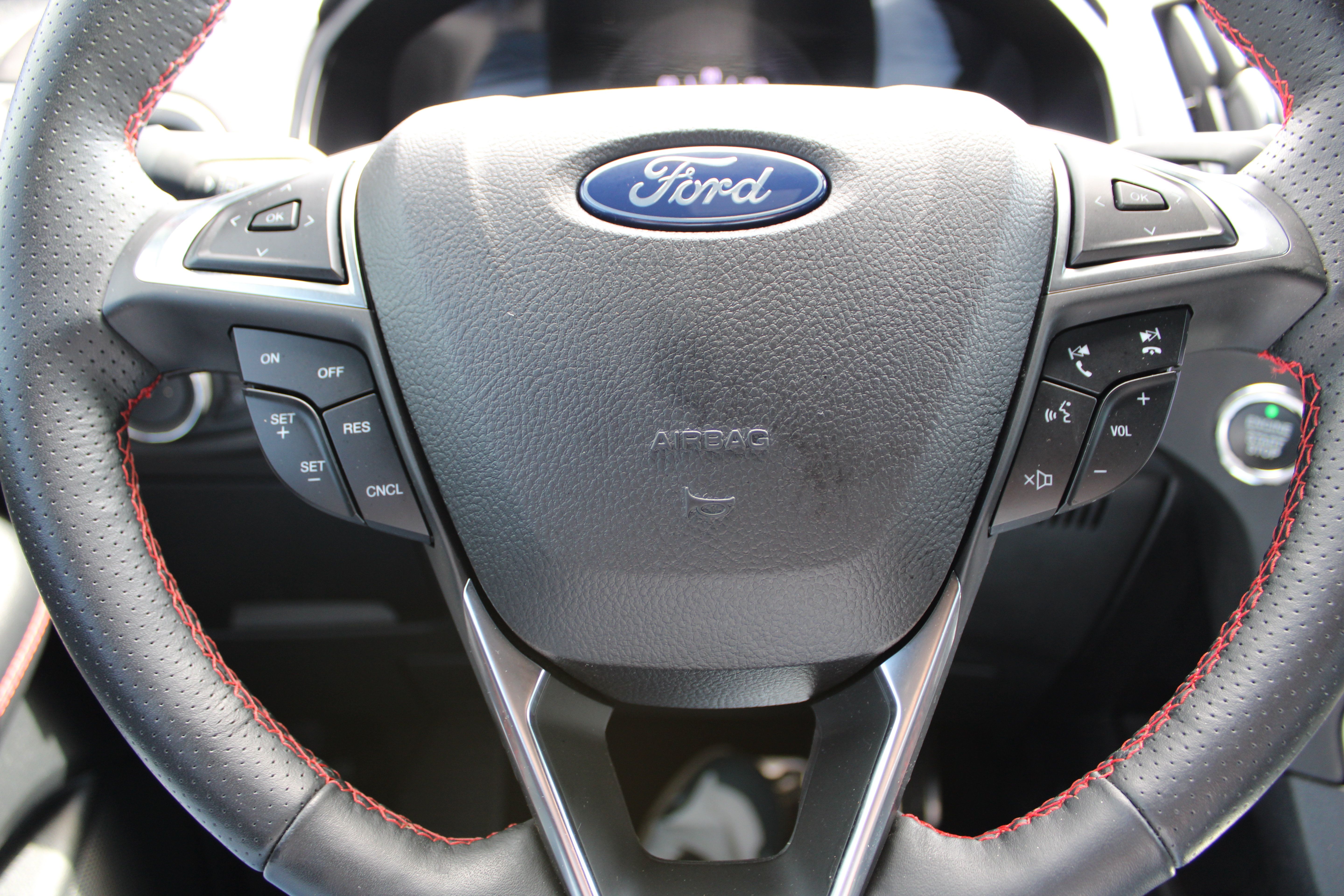 Used 2023 Ford Edge ST-Line AWD/4WD image 18