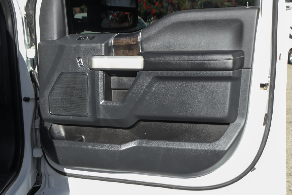Used 2022 Ford F350 Lariat AWD/4WD image 49