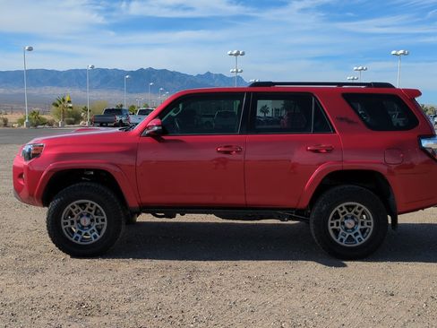 Used 2020 Toyota 4Runner TRD Off-Road Premium w/ Wilderness Package AWD/4WD image 6