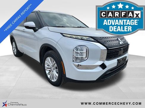 Used 2022 Mitsubishi Outlander ES image 1