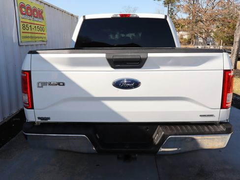 Used 2016 Ford F150 XLT image 8