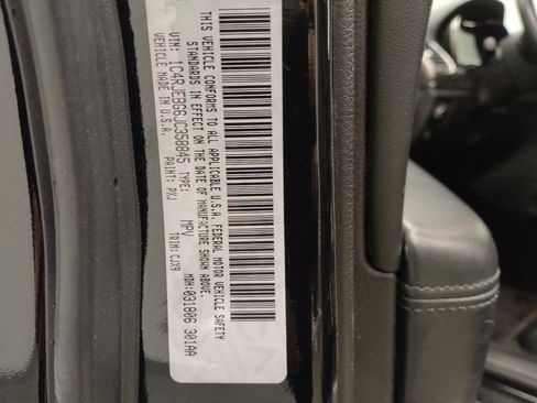 Used 2018 Jeep Grand Cherokee Limited image 33