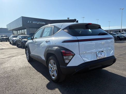 New 2026 Hyundai Kona SE FWD image 6