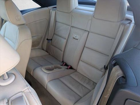 Used 2012 Volkswagen Eos Executive image 18